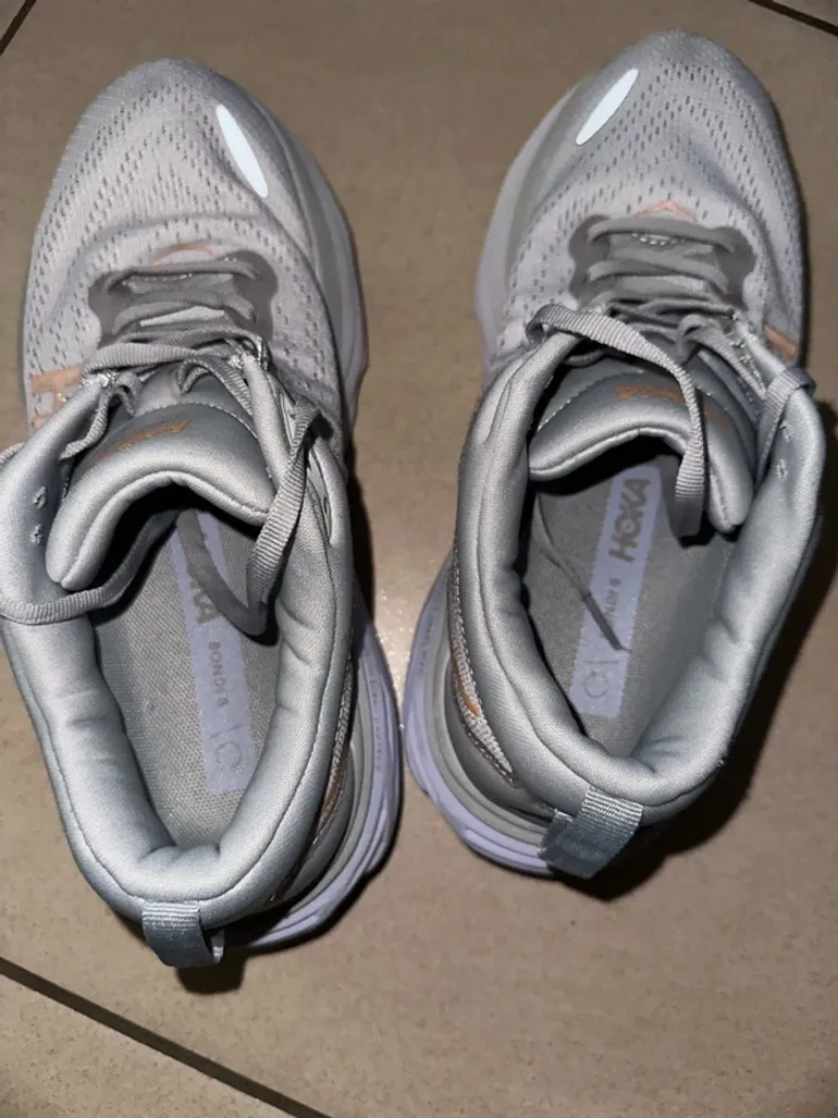 Hoka Bondi 8 bike usato — immagine 3 di 5