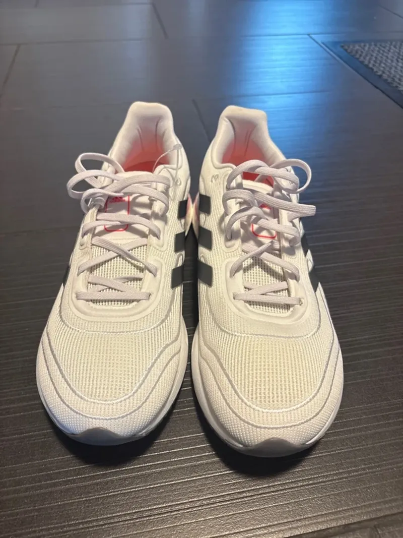 Używany Supernova Primegreen Running Shoes