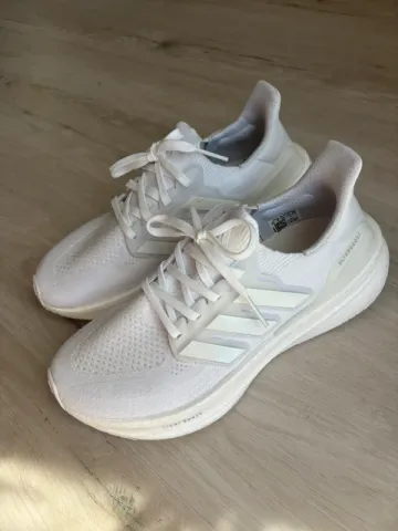 Used Adidas Ultraboost Light bike — image 4 of 6