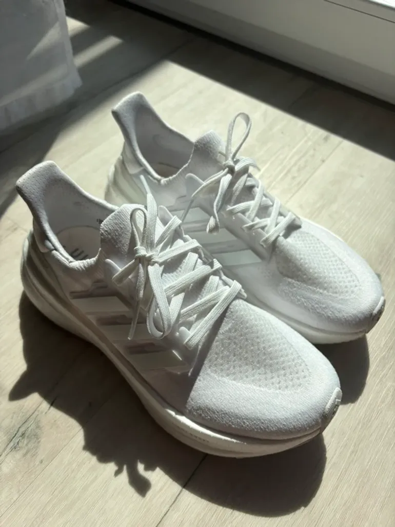 Used Adidas Ultraboost Light bike — image 2 of 6