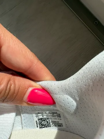 Used Adidas Ultraboost Light bike — image 6 of 6
