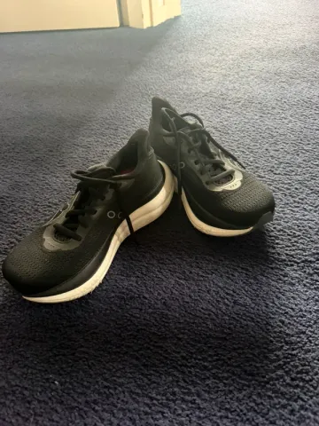 Used Saucony Triumph 23 bike — image 3 of 4