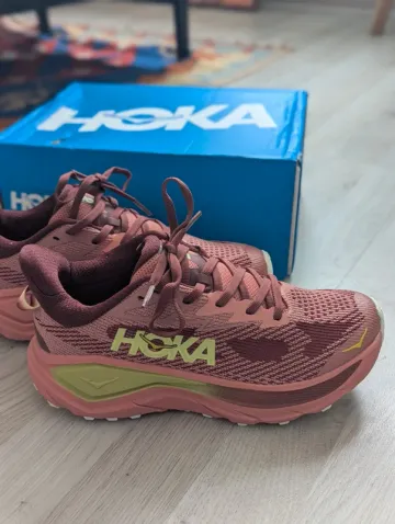 Used Hoka Challenger 8 bike — image 4 of 8