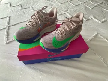 Used Nike Zoom Fly 6 Eliud Kipchoge bike — image 2 of 9
