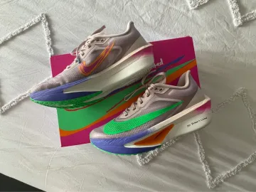 Used Nike Zoom Fly 6 Eliud Kipchoge bike — image 3 of 9
