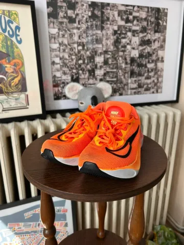 Used Orange Zoom Fly 5 bike — image 2 of 7