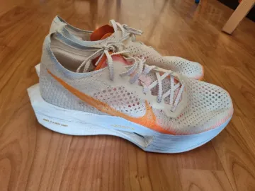 Nike Vaporfly 3 bike d'occasion — image 1 sur 3