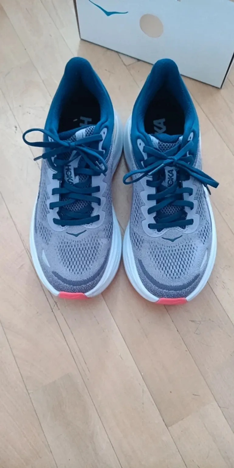 Tweedehands Hoka Bondi 9 bike — afbeelding 2 van 7