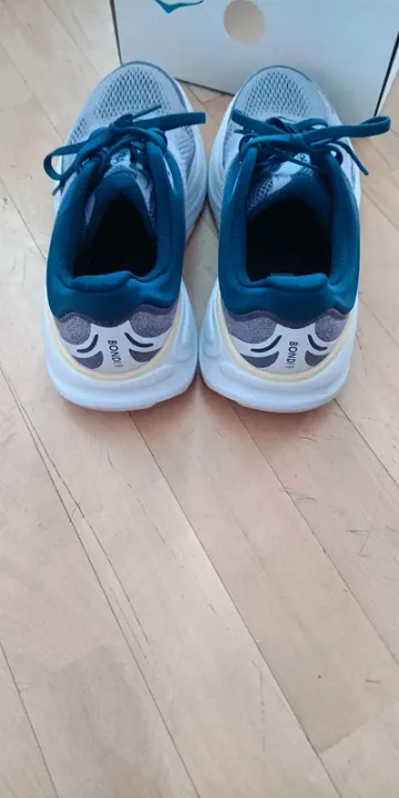 Tweedehands Hoka Bondi 9 bike — afbeelding 3 van 7