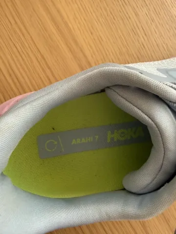 Used Hoka Arahi 7 bike — image 4 of 4