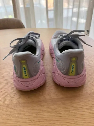 Used Hoka Arahi 7 bike — image 3 of 4