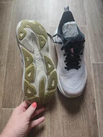 Used Hoka Running Shoes bike — image 2 of 3