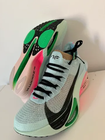 Used Nike Air Zoom Alphafly Next %3 bike — image 3 of 5