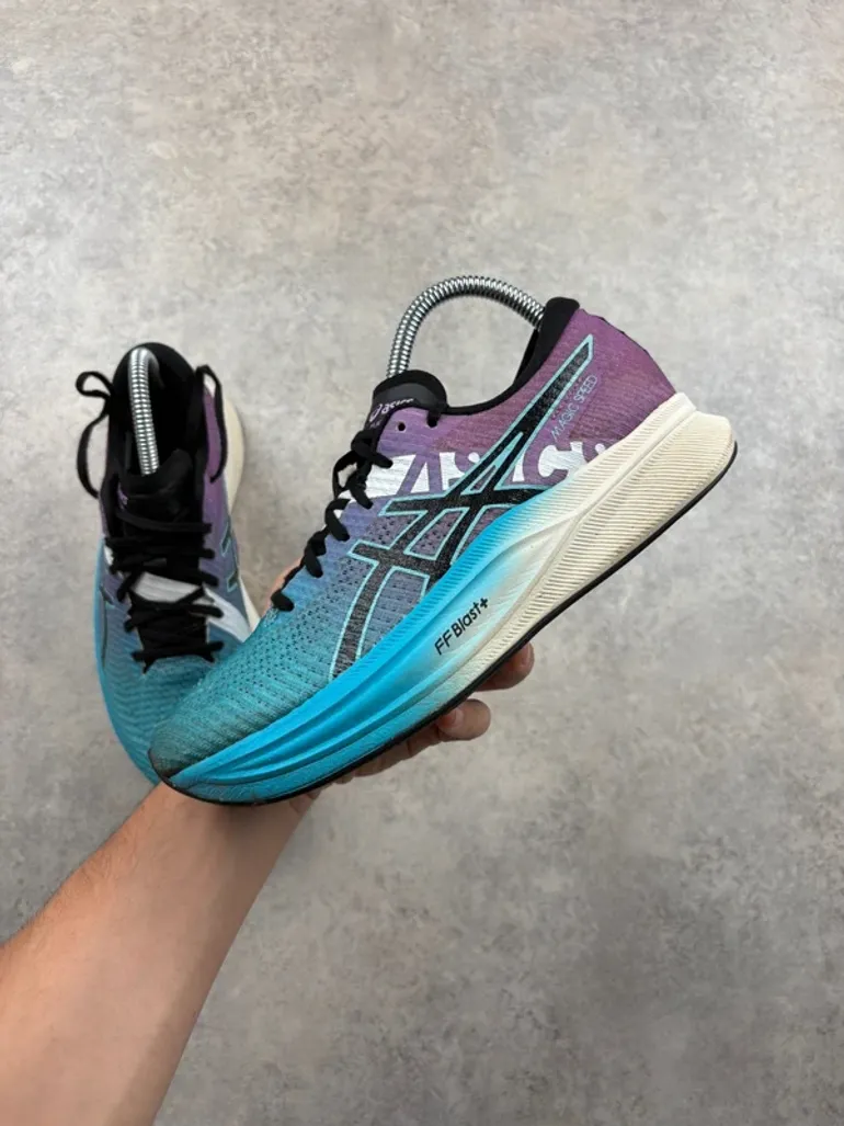 Použité Asics Magic Speed bike — obrázek 6 z 14