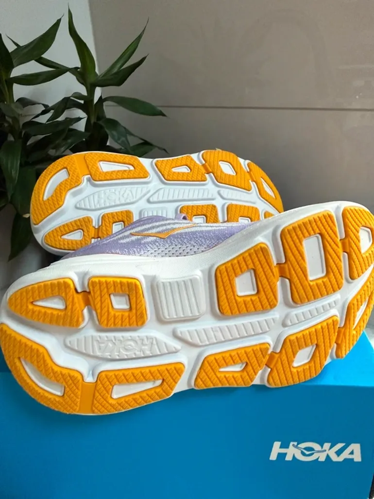 Used Hoka Bondi 9 bike — image 3 of 6