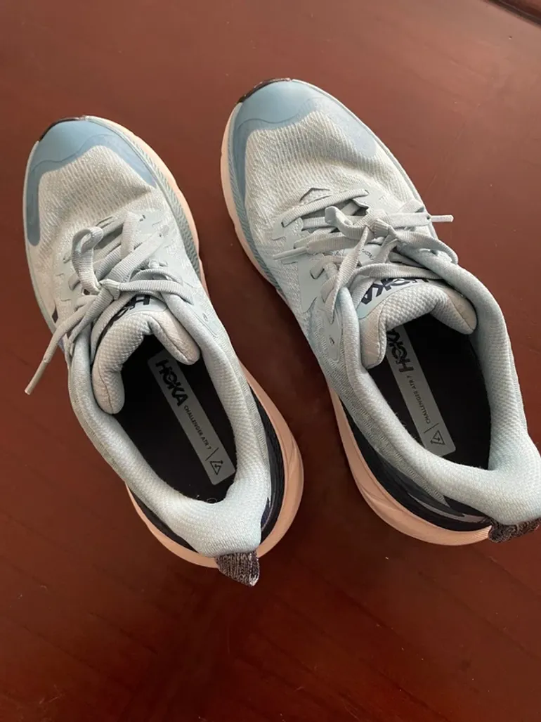 Used Hoka Challenger ATR 7 GTX bike — image 7 of 9