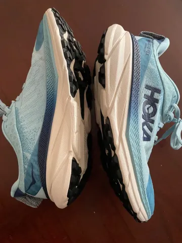 Used Hoka Challenger ATR 7 GTX bike — image 3 of 9