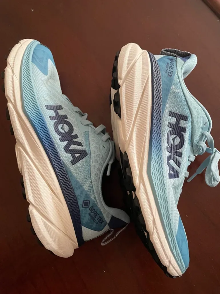Used Hoka Challenger ATR 7 GTX bike — image 4 of 9