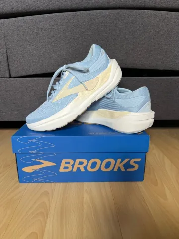 Used Brooks Ghost Max 3 bike — image 3 of 7