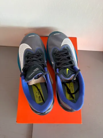 Used Nike Zoom Fly 6 bike — image 4 of 5