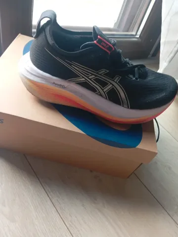 Used Scarpa Asics Running Shoes bike — image 1 of 6