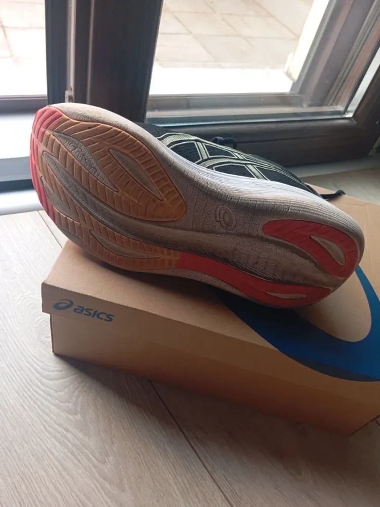 Used Scarpa Asics Running Shoes bike — image 4 of 6