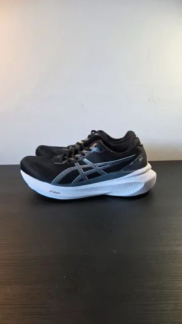 Used Asics Gel Kayano 30 bike — image 6 of 12