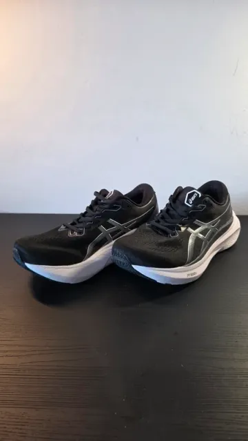 Used Asics Gel Kayano 30 bike — image 3 of 12