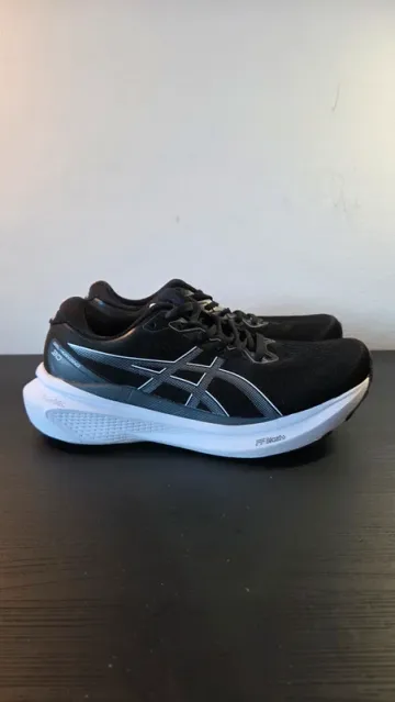 Used Asics Gel Kayano 30 bike — image 5 of 12