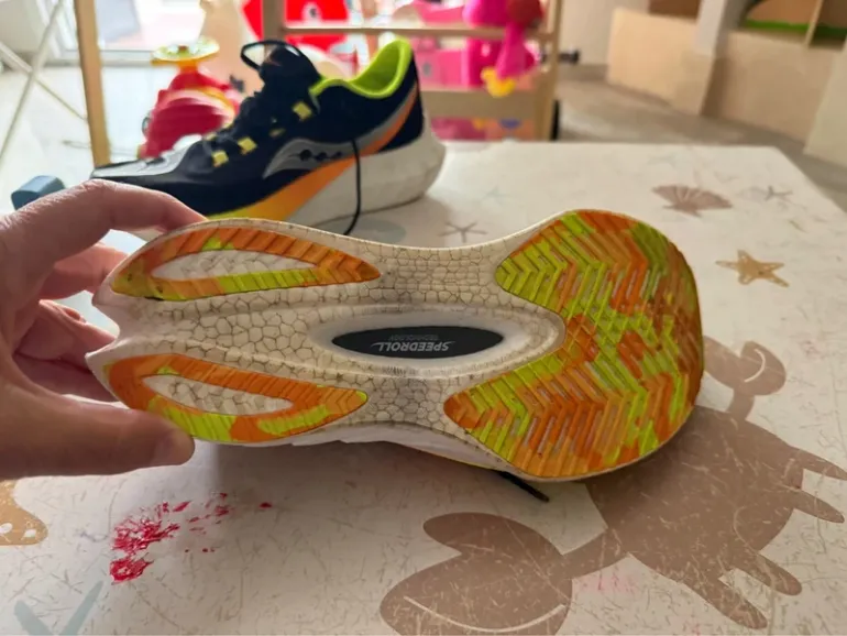 Gebrauchtes Saucony Endorphin bike — Bild 5 von 6