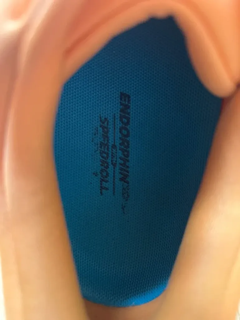 Orange Hoka Laufschuhe bike usato — immagine 5 di 8