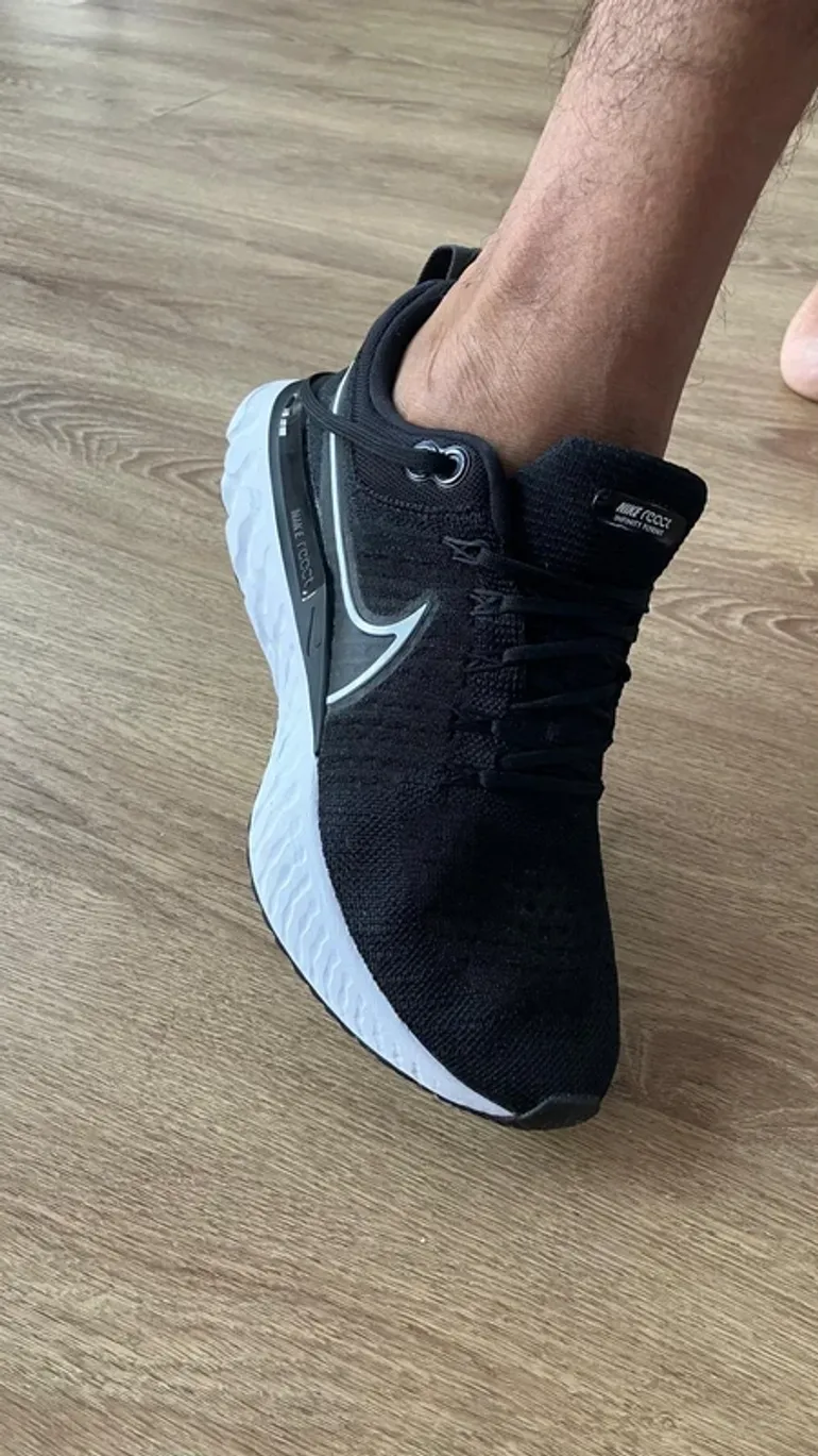 Premium React Infinity Flyknit bike usato — immagine 4 di 15