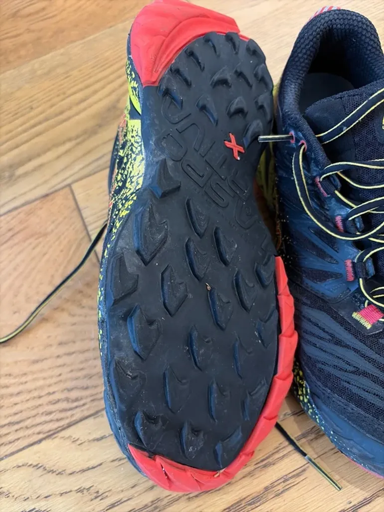Used La Sportiva Akasha 2 bike — image 2 of 9