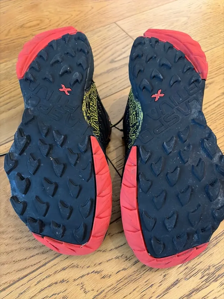 Used La Sportiva Akasha 2 bike — image 6 of 9