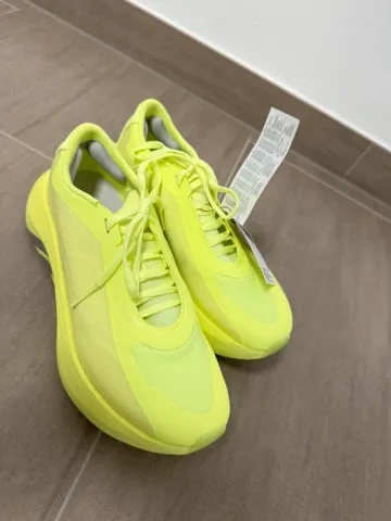 Używany Adidas Hyperboost Edge W bike — zdjęcie 1 z 8
