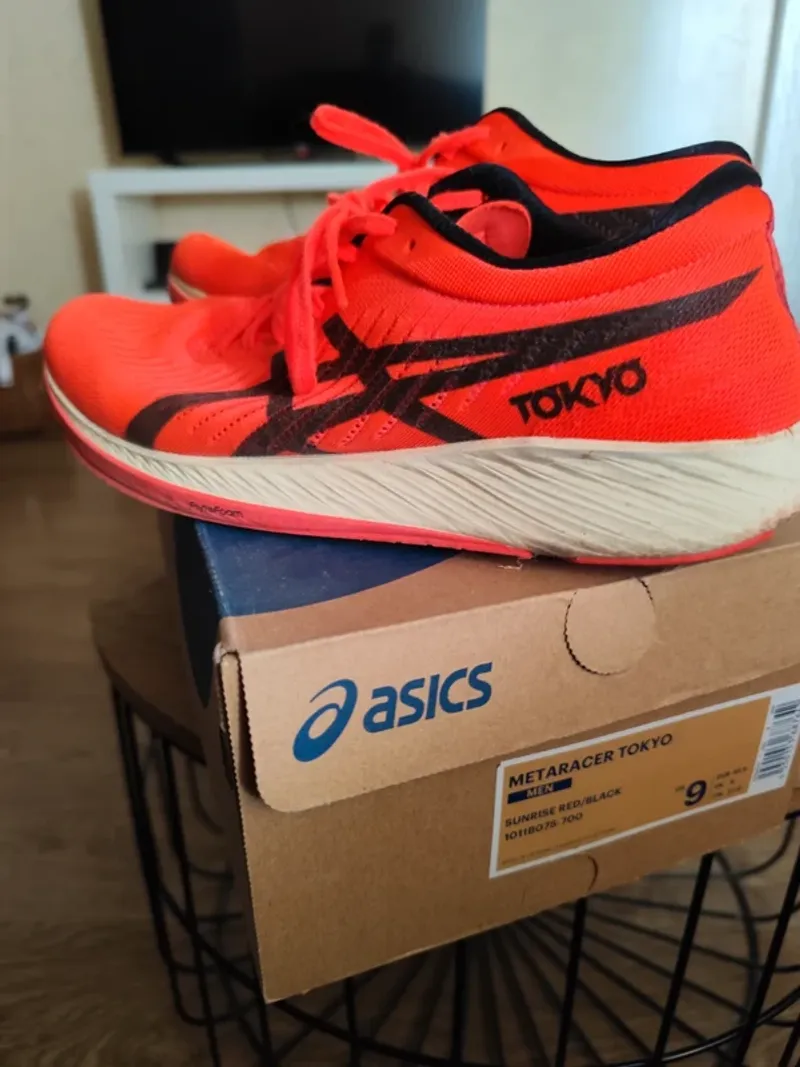 Asics Metaracer Tokyo Running Shoes d'occasion