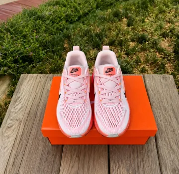 Nike Vomero 18 bike usato — immagine 3 di 5