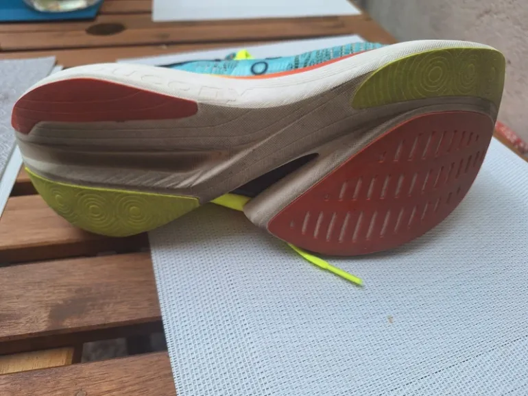 Used Saucony Endorphin Elite 2 bike — image 5 of 7