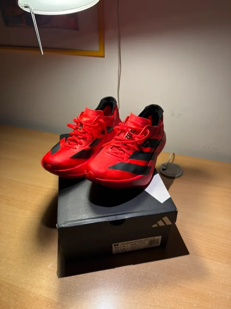 Used New Balance Adizero Adios Pro 4 M bike — image 2 of 5