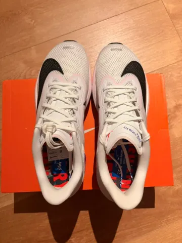 Used Nike Zoom Fly 6 bike — image 3 of 4