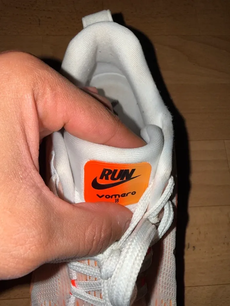 Used Nike Vomero 18 bike — image 3 of 5