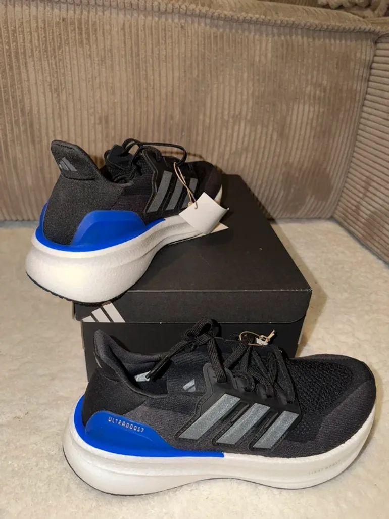 Used Adidas Ultraboost 5 bike — image 3 of 4