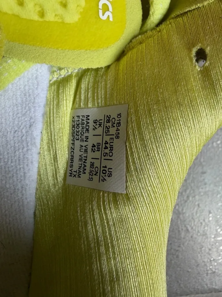 Used Asics Novablast 4 bike — image 6 of 6