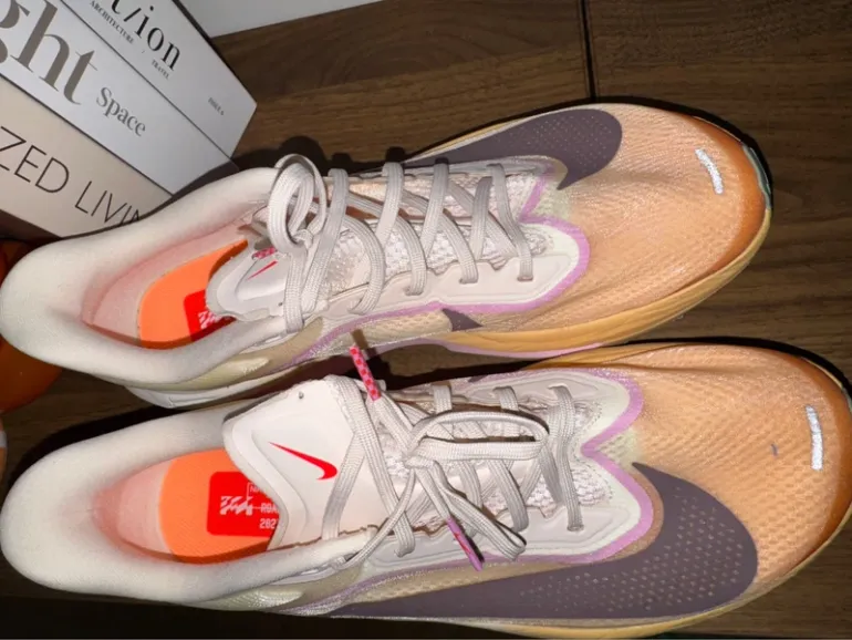Used Nike Zoom Fly bike — image 2 of 2