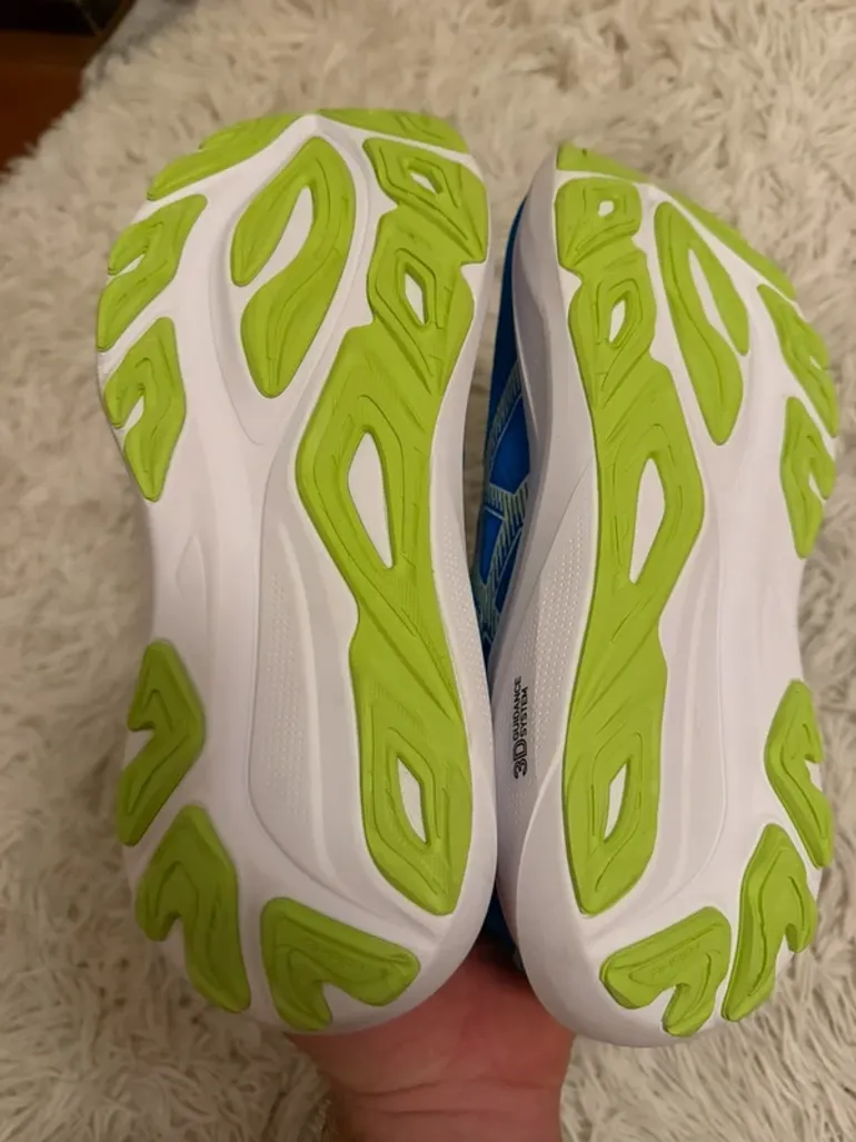 Used Asics Gel Roadmiles 4 bike — image 6 of 7