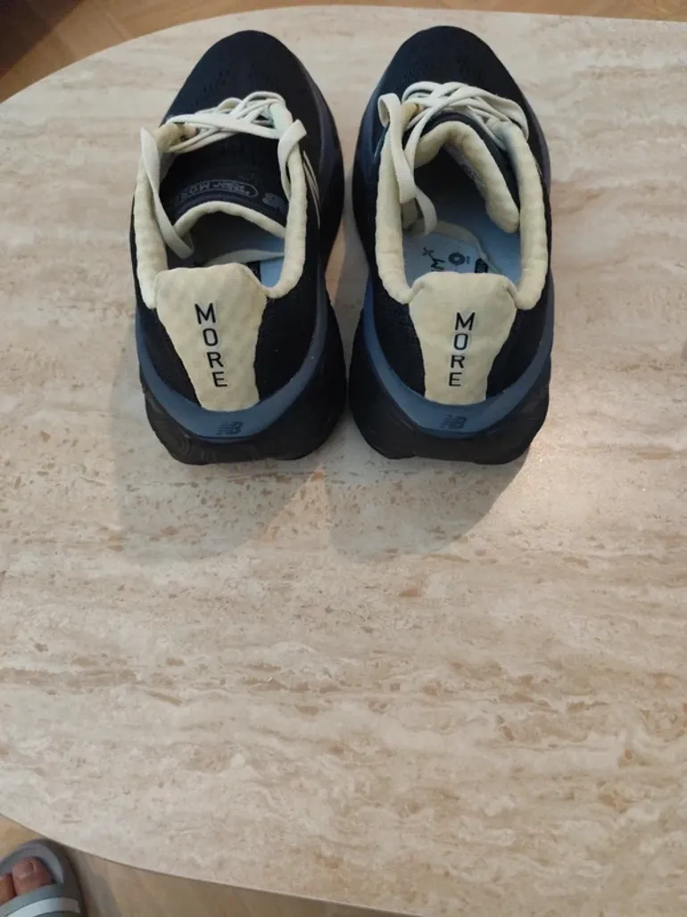 Used New Balance MMORE Fresh Foam bike — image 6 of 8