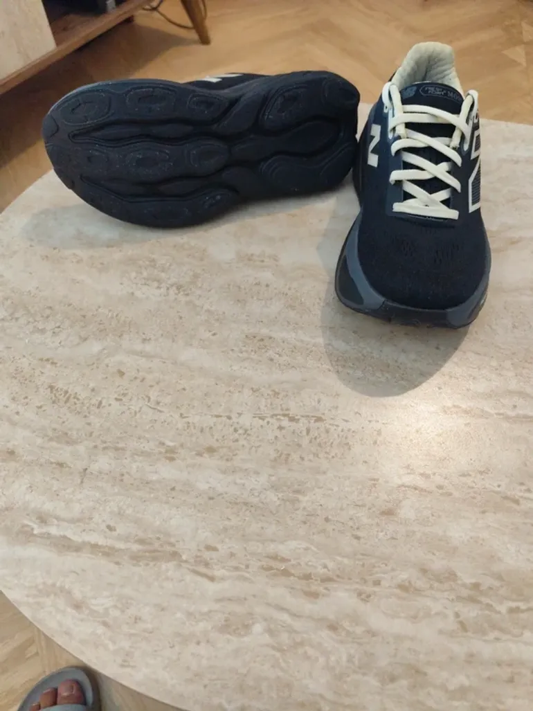 Used New Balance MMORE Fresh Foam bike — image 4 of 8