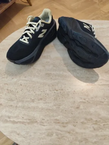 Used New Balance MMORE Fresh Foam bike — image 3 of 8