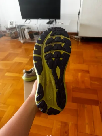 Used Asics GT-2000 14 TR bike — image 3 of 8