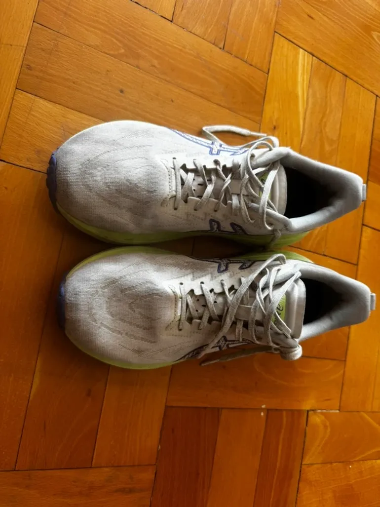 Used Asics GT-2000 14 TR bike — image 8 of 8